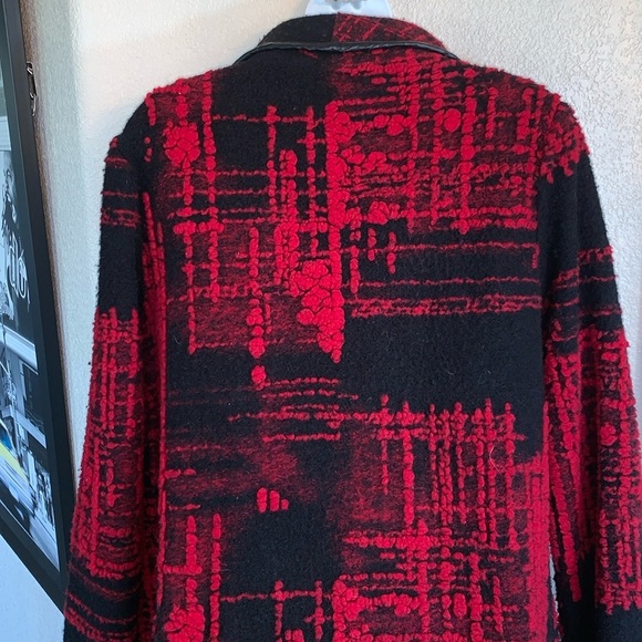 SIMON CHANG wool coat, Red/black great texture shawl collar leather trim 10 EUC - Picture 9 of 17